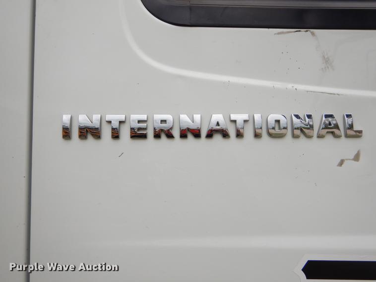 image for item EI9103 2006 International 4200 dump truck