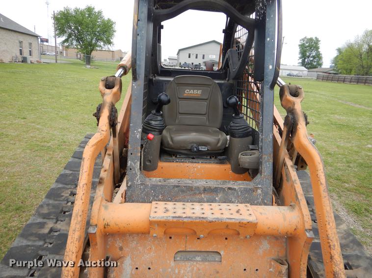 image for item EI9106 Case 450CT skid steer