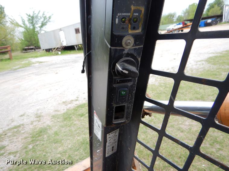 image for item EI9106 Case 450CT skid steer