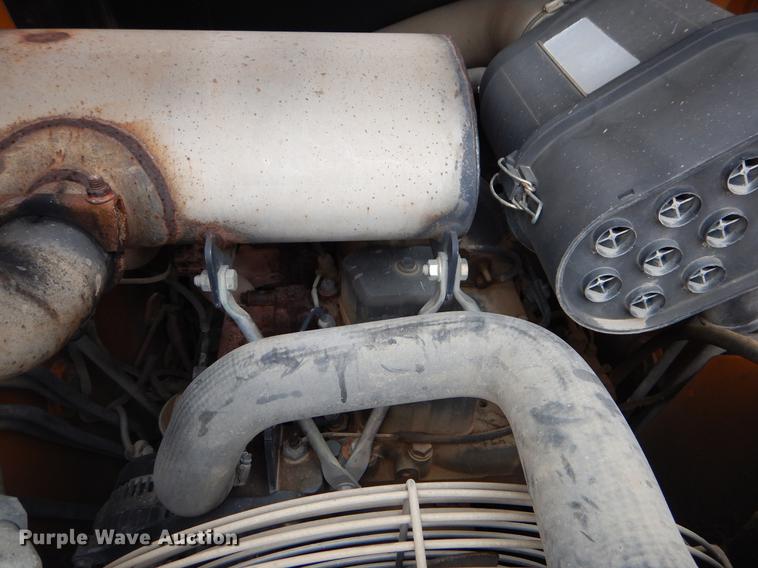 image for item EI9106 Case 450CT skid steer