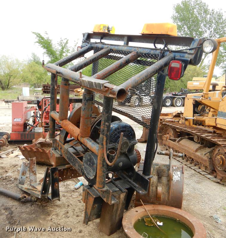 image for item EI9107 Sperry & Vickers 70LR winch