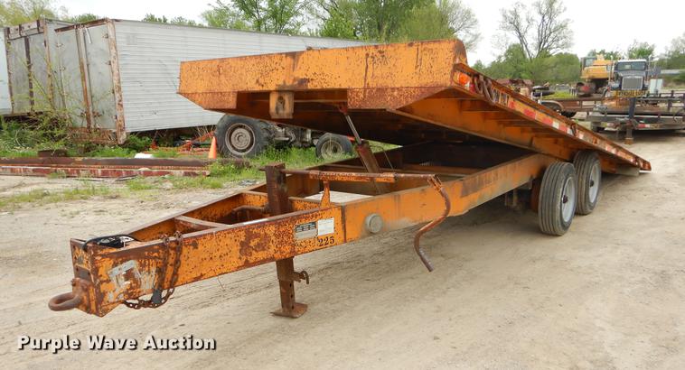 image for item EI9110 1997 Multi-Max MP424TE tilt deck equipment trailer