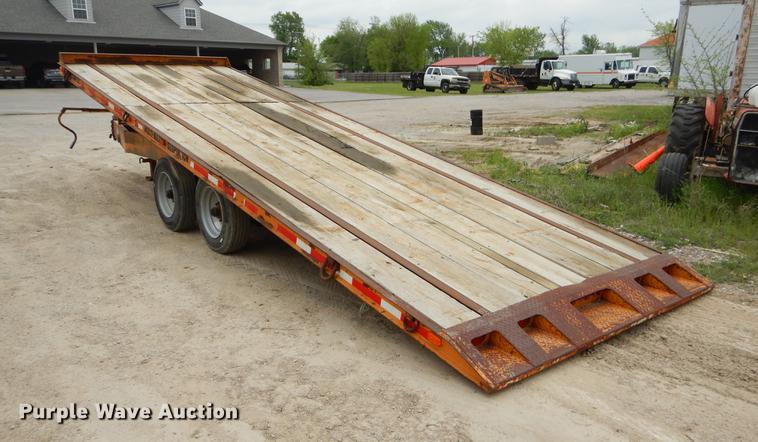 image for item EI9110 1997 Multi-Max MP424TE tilt deck equipment trailer