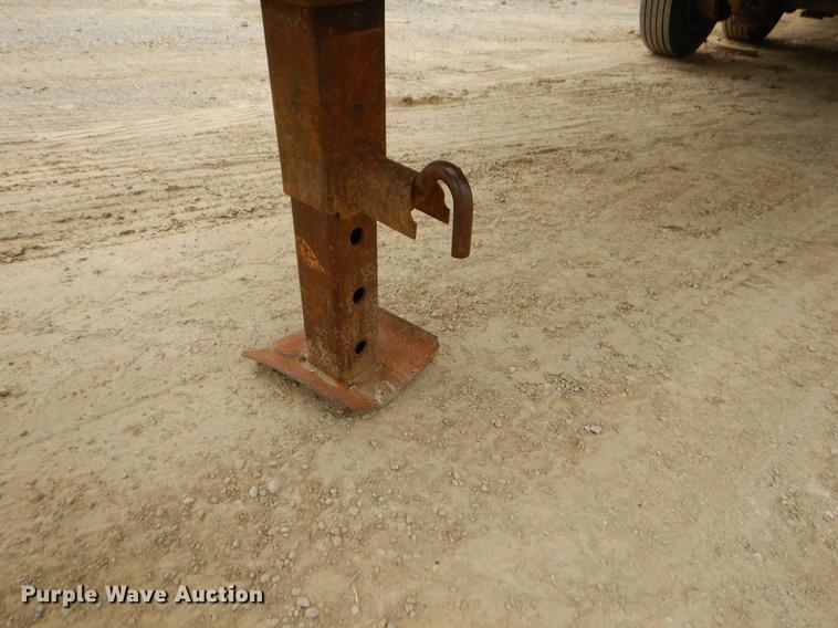 image for item EI9110 1997 Multi-Max MP424TE tilt deck equipment trailer