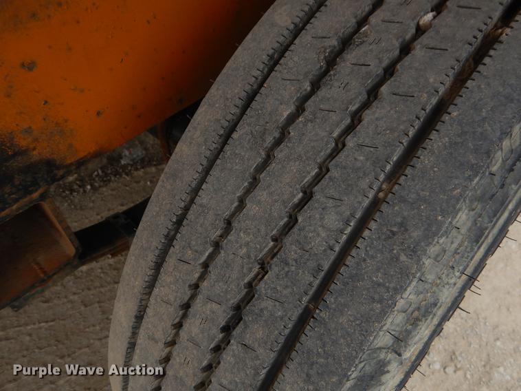 image for item EI9110 1997 Multi-Max MP424TE tilt deck equipment trailer