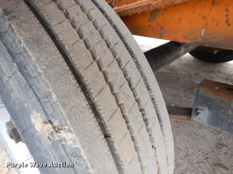 image for item EI9110 1997 Multi-Max MP424TE tilt deck equipment trailer