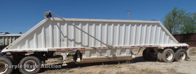 image for item EI9575 2001 CTS bottom dump trailer