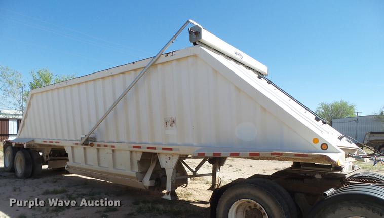 image for item EI9575 2001 CTS bottom dump trailer