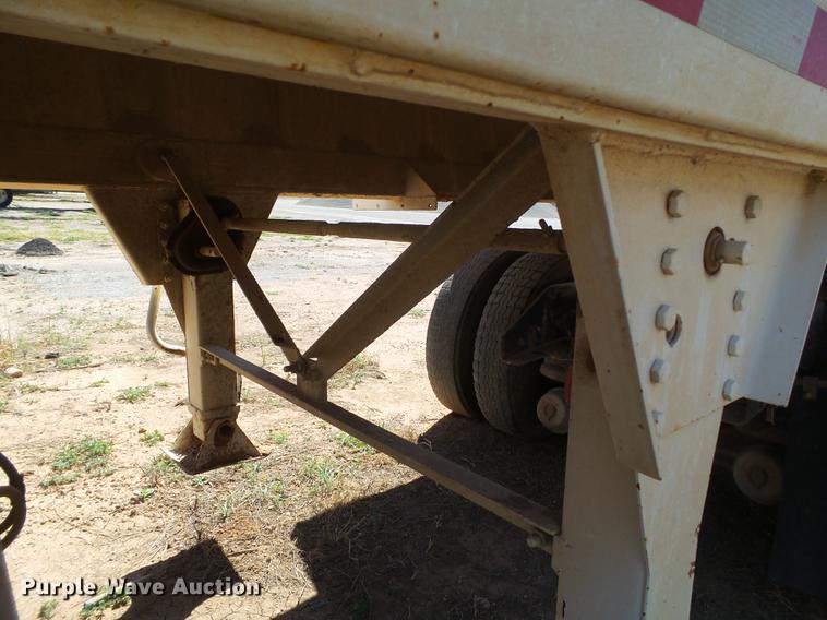 image for item EI9575 2001 CTS bottom dump trailer