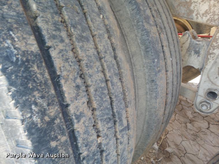 image for item EI9575 2001 CTS bottom dump trailer