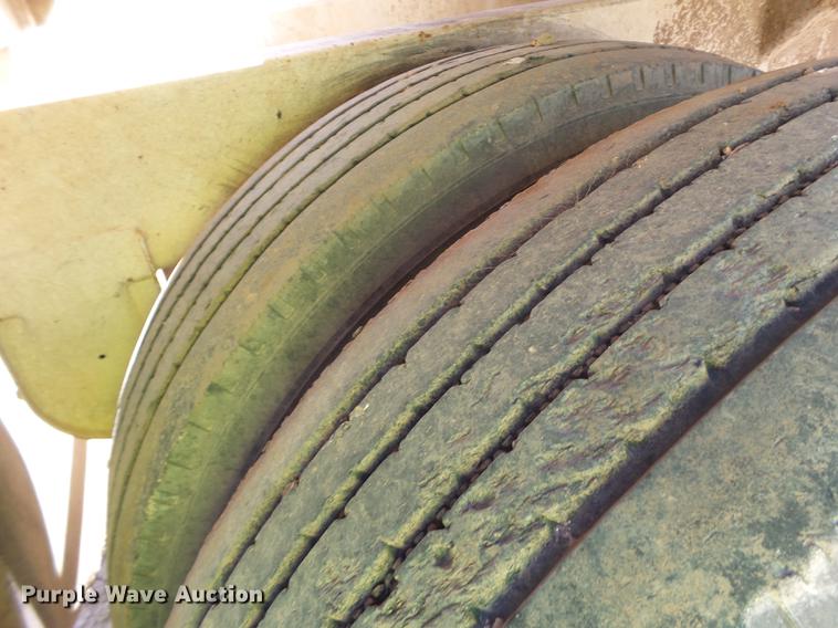 image for item EI9575 2001 CTS bottom dump trailer