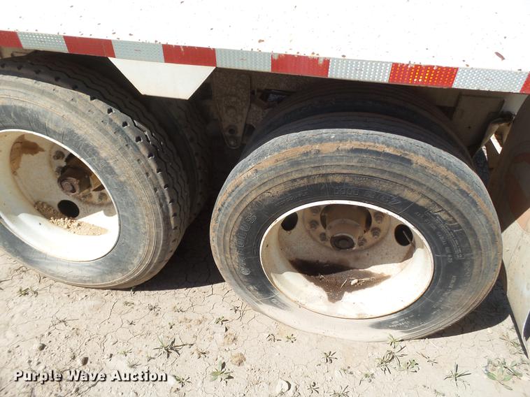 image for item EI9575 2001 CTS bottom dump trailer