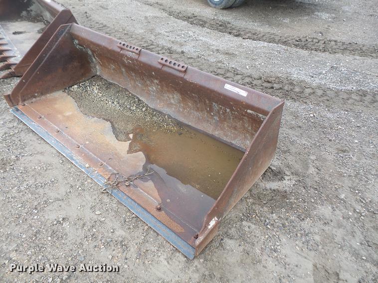 image for item EJ9377 Bobcat skid steer bucket