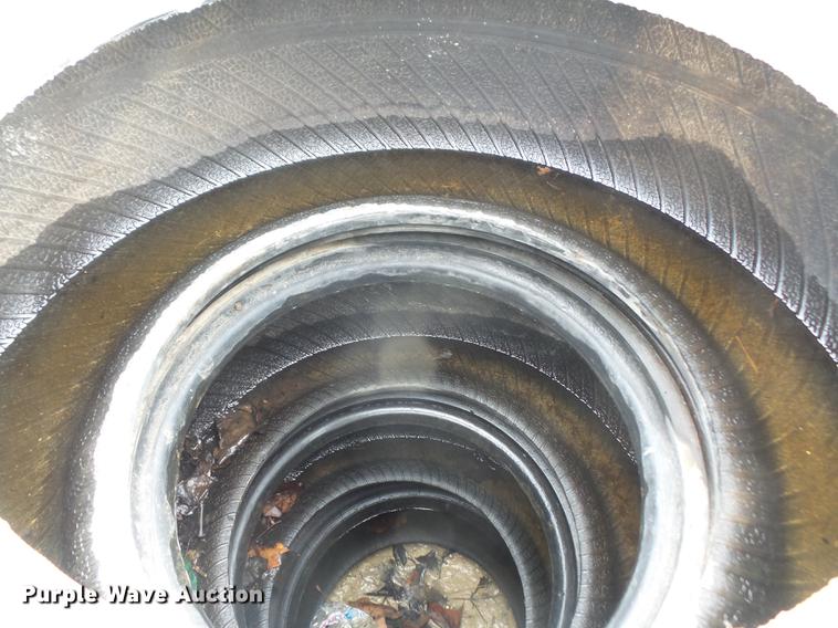 image for item EJ9383 Tires and wheels