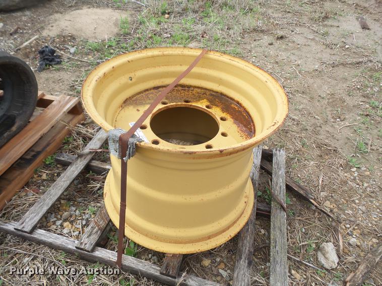 image for item EJ9383 Tires and wheels