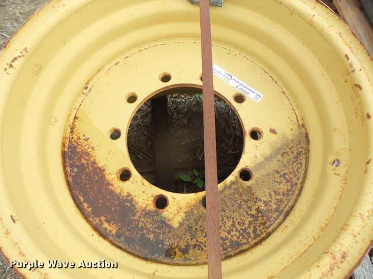 image for item EJ9383 Tires and wheels