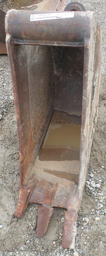 image for item EJ9386 TAG 12"W excavator bucket