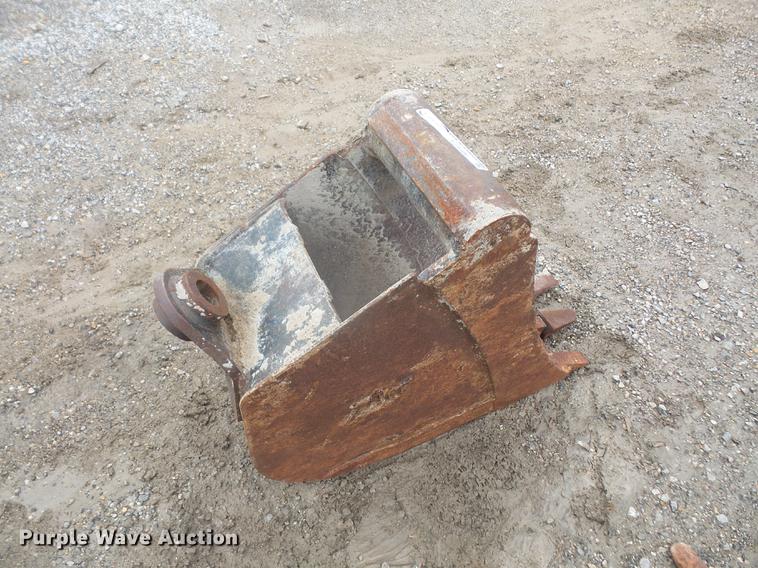 image for item EJ9386 TAG 12"W excavator bucket
