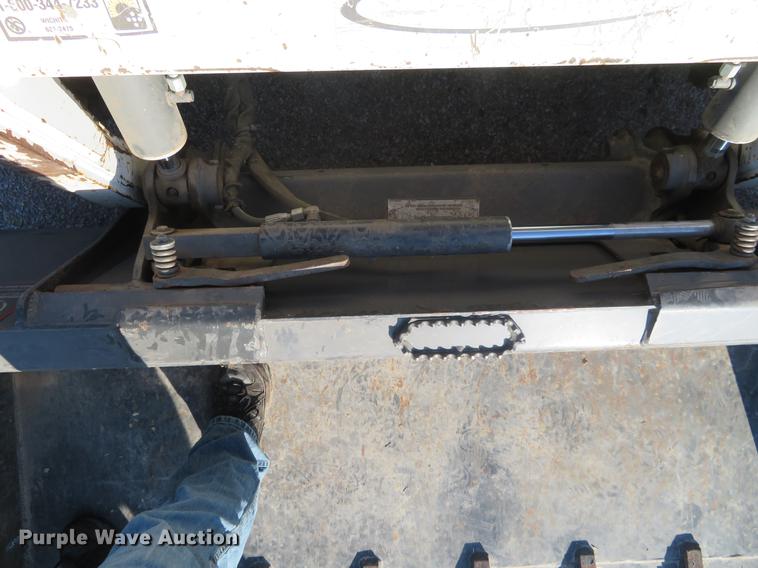 image for item EJ9566 2012 Bobcat S185 skid steer