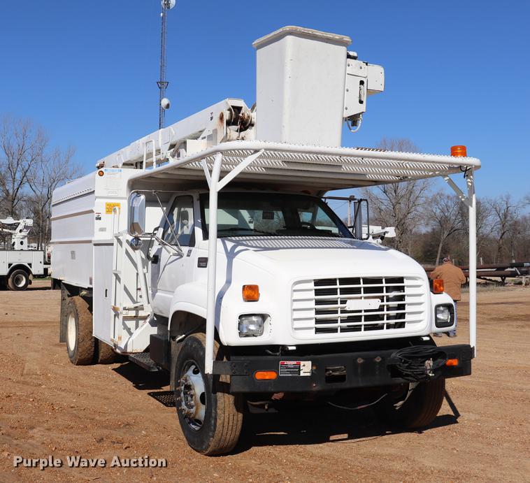 image for item EJ9769 1999 GMC C7500 bucket truck