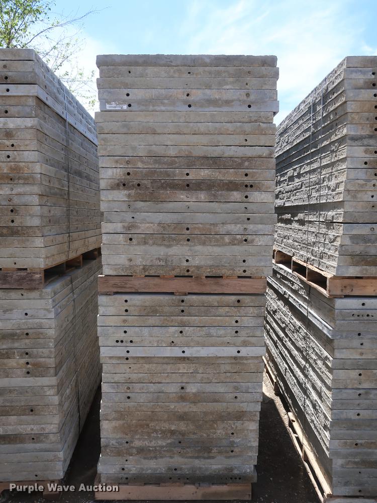 image for item EK9001 Aluminum concrete forms