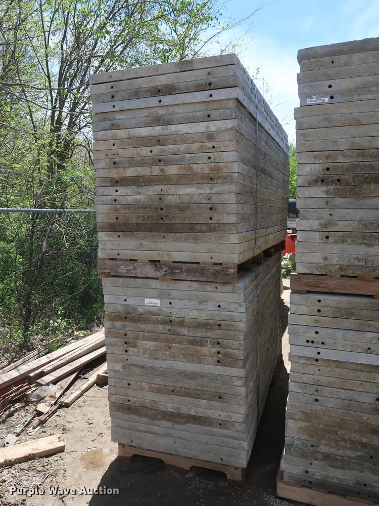 image for item EK9001 Aluminum concrete forms