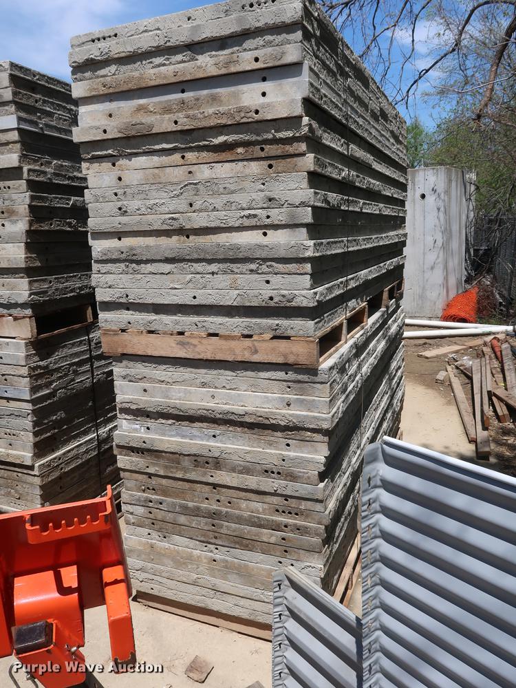 image for item EK9002 (60) aluminum concrete forms