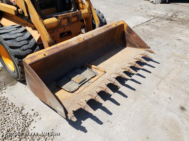 image for item EK9005 Case 450 skid steer