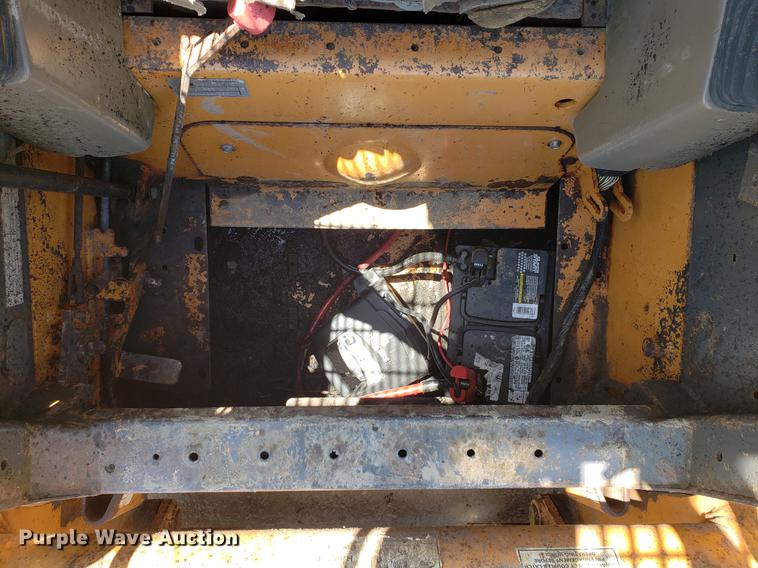 image for item EK9005 Case 450 skid steer