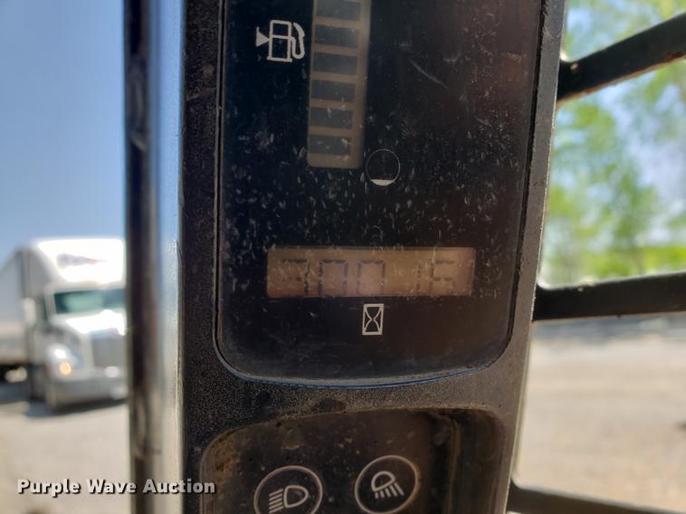 image for item EK9005 Case 450 skid steer