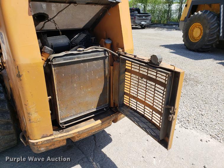 image for item EK9005 Case 450 skid steer