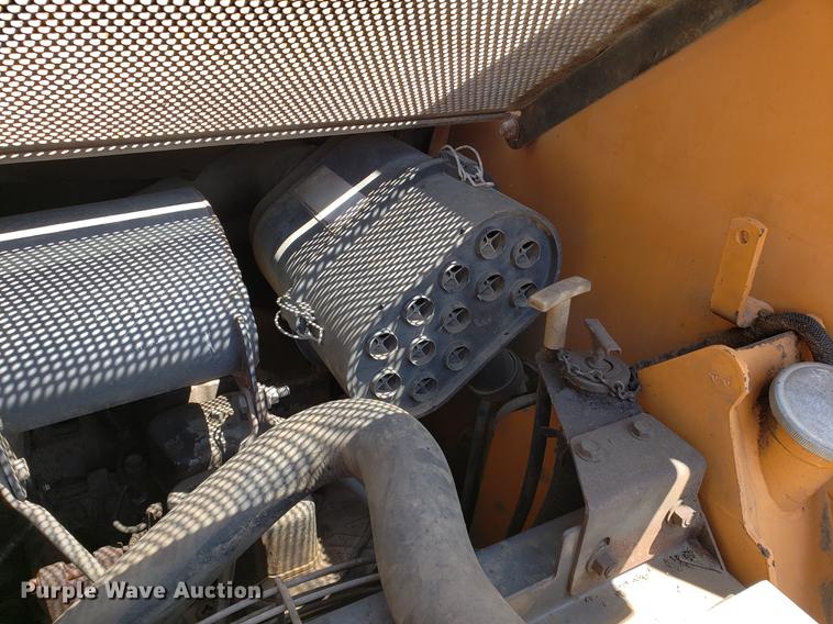 image for item EK9005 Case 450 skid steer