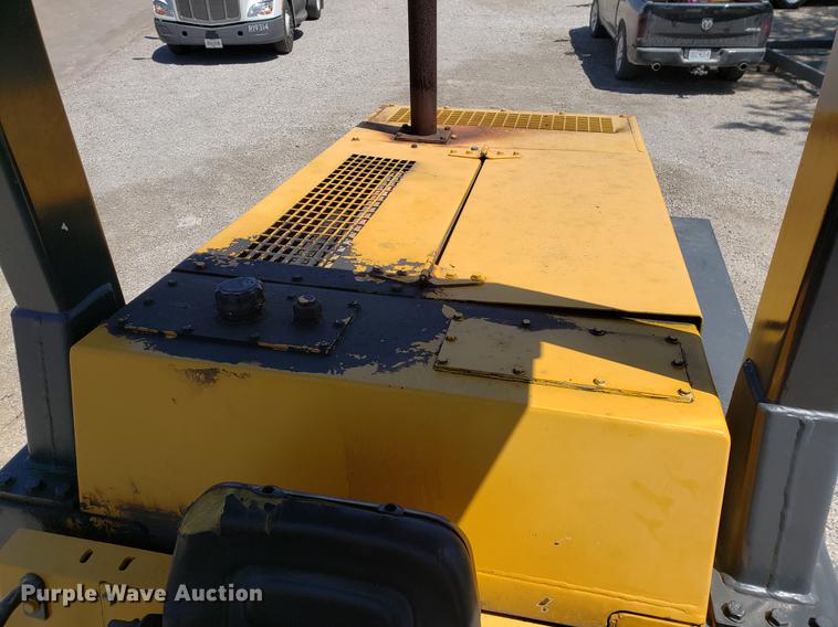 image for item EK9006 1995 Bomag BW213PD-2H single drum vibratory roller