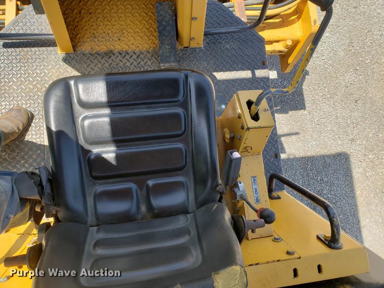 image for item EK9006 1995 Bomag BW213PD-2H single drum vibratory roller