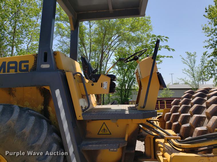 image for item EK9006 1995 Bomag BW213PD-2H single drum vibratory roller