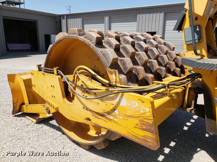 image for item EK9006 1995 Bomag BW213PD-2H single drum vibratory roller