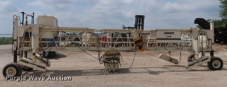 image for item EK9020 Gomaco C700 bridge deck finisher