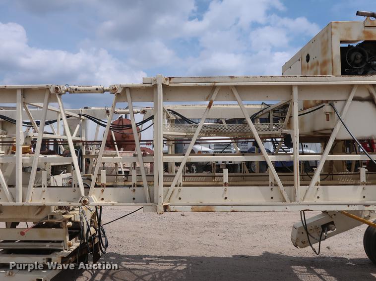 image for item EK9020 Gomaco C700 bridge deck finisher