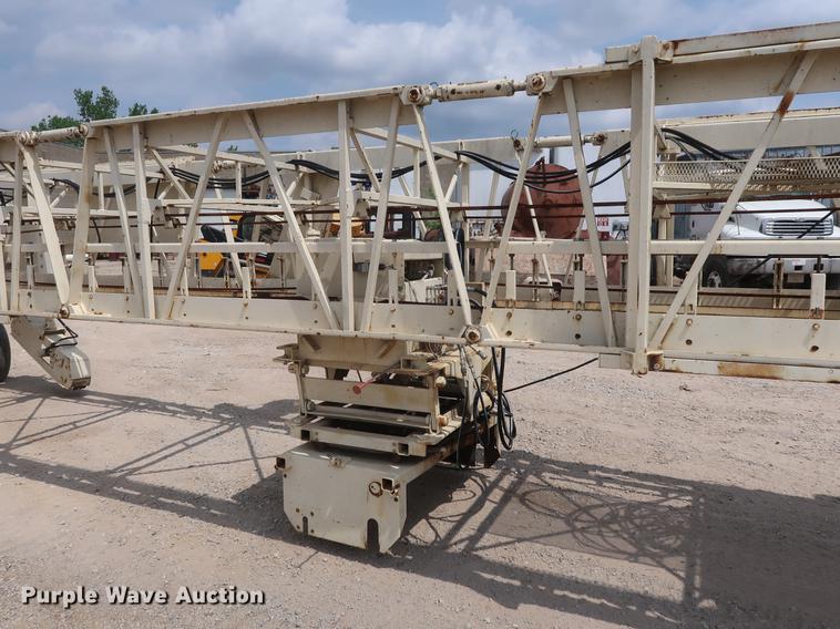 image for item EK9020 Gomaco C700 bridge deck finisher