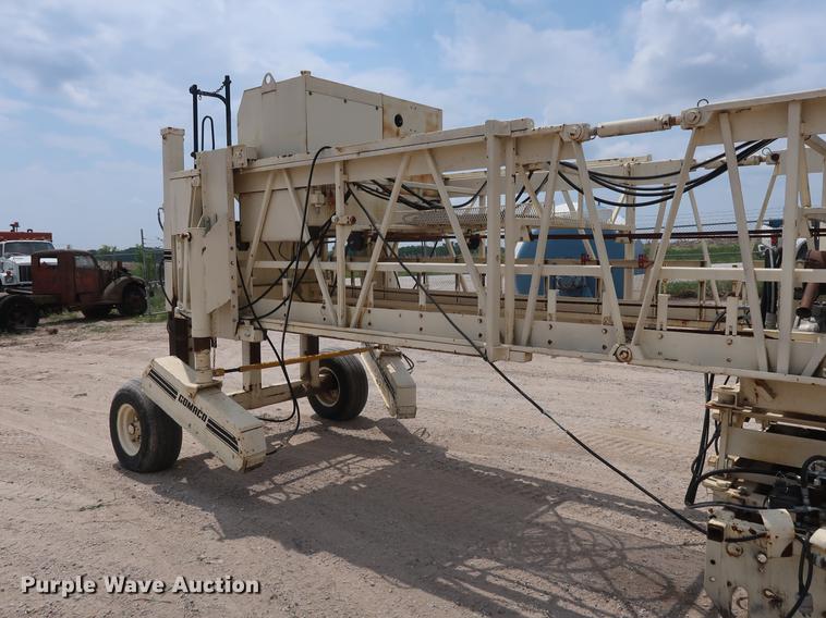 image for item EK9020 Gomaco C700 bridge deck finisher