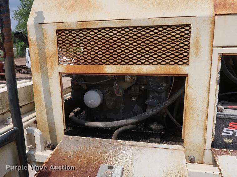 image for item EK9020 Gomaco C700 bridge deck finisher