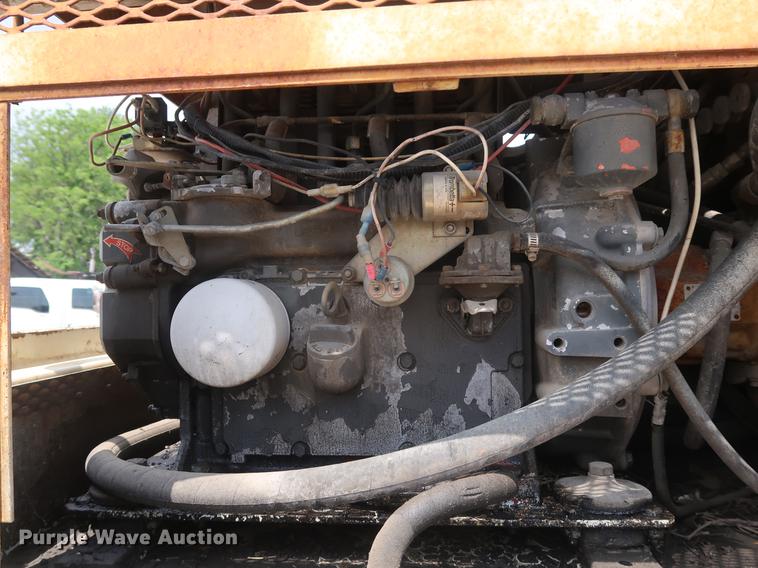 image for item EK9020 Gomaco C700 bridge deck finisher