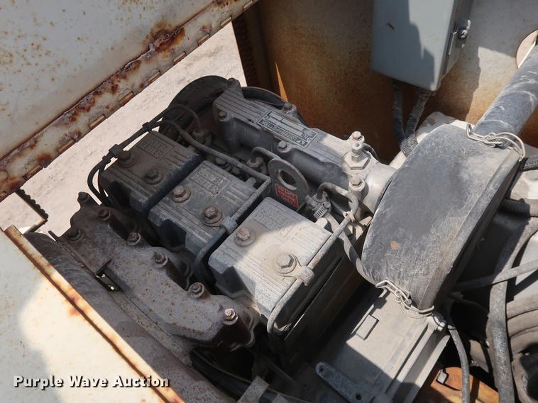 image for item EK9020 Gomaco C700 bridge deck finisher