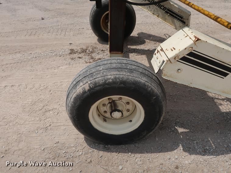 image for item EK9020 Gomaco C700 bridge deck finisher