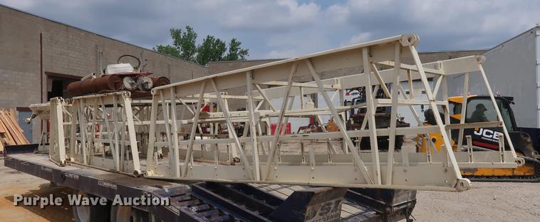 image for item EK9020 Gomaco C700 bridge deck finisher