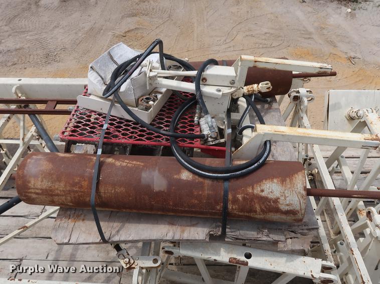 image for item EK9020 Gomaco C700 bridge deck finisher