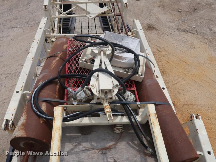 image for item EK9020 Gomaco C700 bridge deck finisher