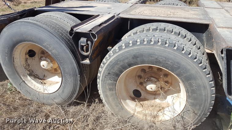 image for item EN9552 1959 Timpte LOF2T35 drop deck equipment trailer