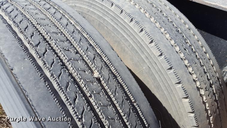 image for item EN9552 1959 Timpte LOF2T35 drop deck equipment trailer