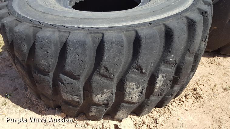 image for item EN9553 (4) tires